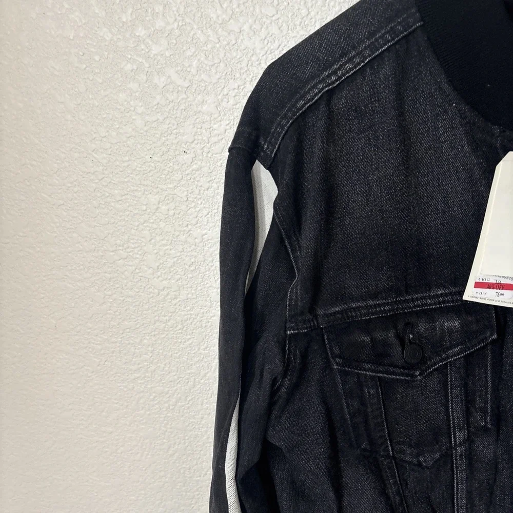 Levi's Mens Stripe Sleeve Trucker Jacket Color Black 596030000 size‎ xL